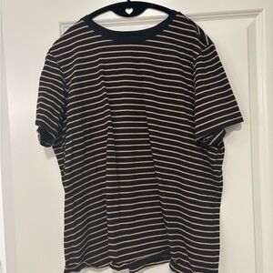 NWOT Bombas Black and Tan Striped Women’s Pima Cotton Tee